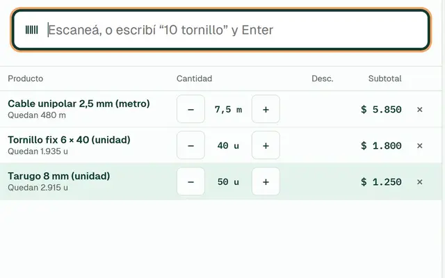 Mostrador de ferretería con 7,5 metros de cable, 40 tornillos y 50 tarugos, y después la lista del proveedor con seis precios que cambian y quedan aplicados.